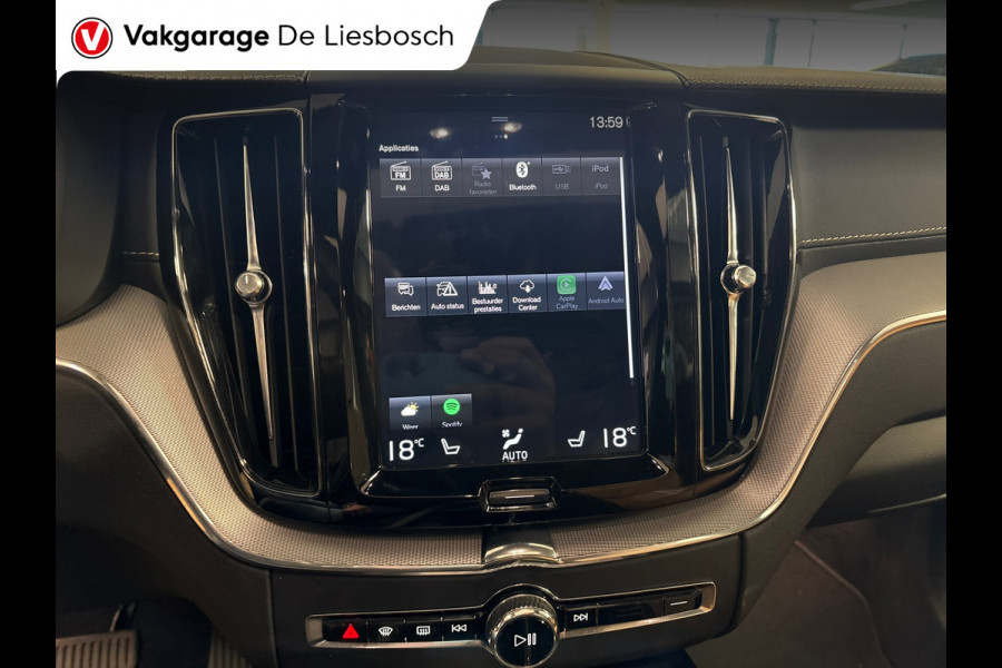 Volvo XC60 2.0 T8 Twin Engine AWD Momentum Pro / inscription / pano / trekhaak / leder / carplay