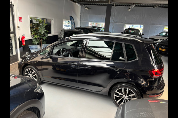 Volkswagen Golf Sportsvan 1.0 TSI Highline Edition Camera / Navigatie