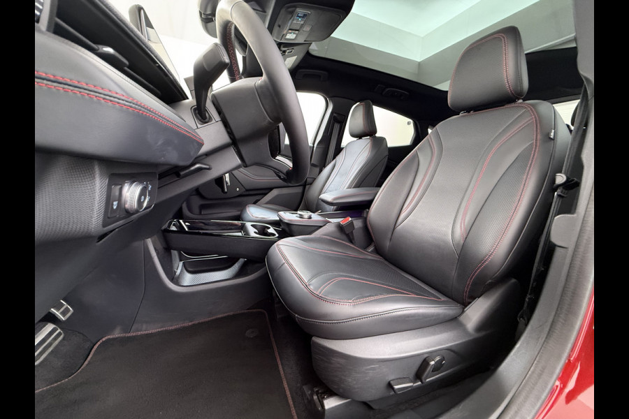 Ford Mustang Mach-E AWD 75kWh Trekhaak Techn.Plus Panoramadak 360°Camera Adap.Cruise B&O®-Hifi Leder+Memory Stoel+Stuurverwarming Elek.Stoele Keyless Android Auto Apple Carplay Elek.Achterklep Lmv 19" DAB Bluetooth Led 1e Eigenaar Origineel Nederlandse Auto Dealeronderhouden