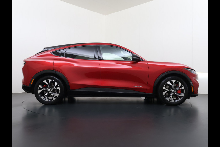 Ford Mustang Mach-E AWD 75kWh Trekhaak Techn.Plus Panoramadak 360°Camera Adap.Cruise B&O®-Hifi Leder+Memory Stoel+Stuurverwarming Elek.Stoele Keyless Android Auto Apple Carplay Elek.Achterklep Lmv 19" DAB Bluetooth Led 1e Eigenaar Origineel Nederlandse Auto Dealeronderhouden