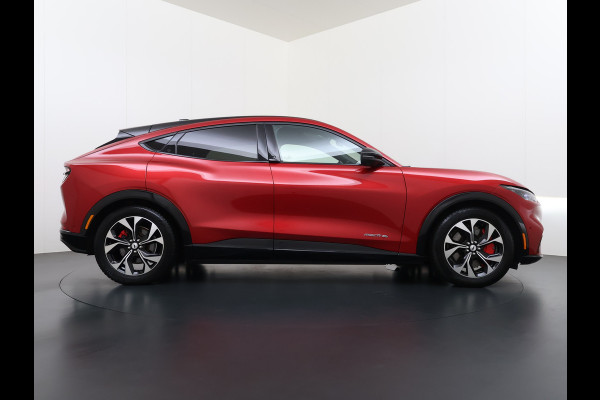 Ford Mustang Mach-E AWD 75kWh Trekhaak Techn.Plus Panoramadak 360°Camera Adap.Cruise B&O®-Hifi Leder+Memory Stoel+Stuurverwarming Elek.Stoele Keyless Android Auto Apple Carplay Elek.Achterklep Lmv 19" DAB Bluetooth Led 1e Eigenaar Origineel Nederlandse Auto Dealeronderhouden