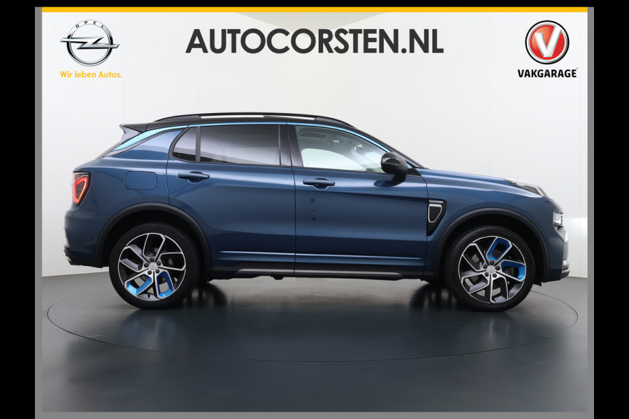 Lynk & Co 01 1.5T PHEV AUT-7 261pk Pano-Schuifdak Lmv 20" 360°Camera Apple Carplay Android Auto Adap.Cruise Navi Pdc Ecc Keyless Led Plug-In  Elek.Memory.Stoel File assistent Dodehoek detector Elektrisch bedienbare achterklep Rijstrooksensor Wifi Verkeersbord detectie Origineel Nederlandse Auto
