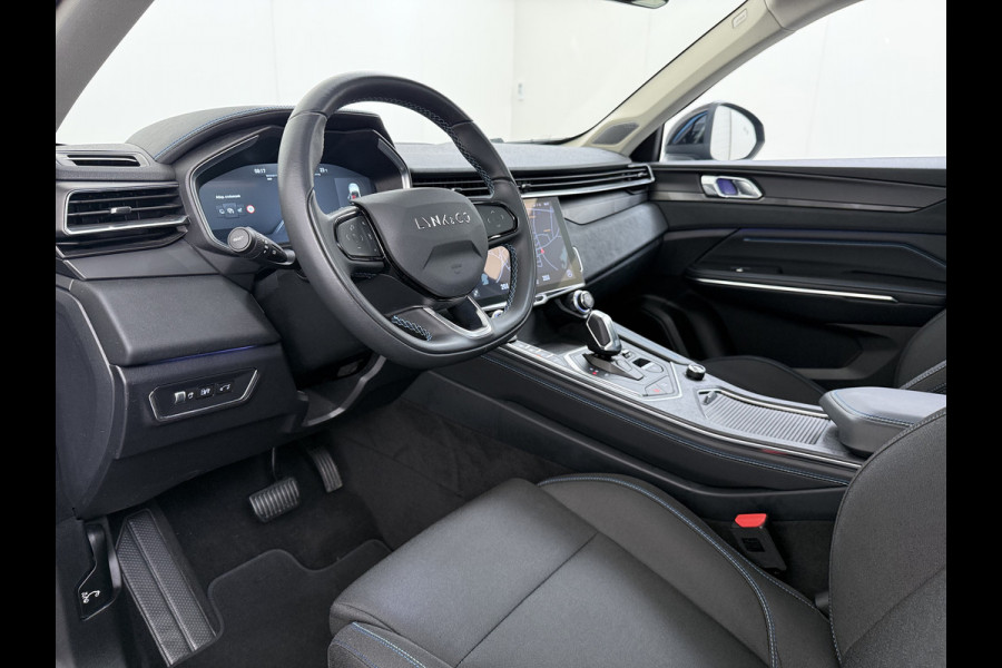 Lynk & Co 01 1.5T PHEV AUT-7 261pk Pano-Schuifdak Lmv 20" 360°Camera Apple Carplay Android Auto Adap.Cruise Navi Pdc Ecc Keyless Led Plug-In  Elek.Memory.Stoel File assistent Dodehoek detector Elektrisch bedienbare achterklep Rijstrooksensor Wifi Verkeersbord detectie Origineel Nederlandse Auto