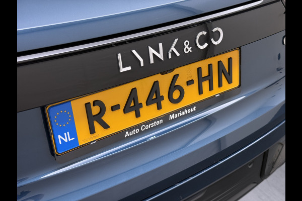 Lynk & Co 01 1.5T PHEV AUT-7 261pk Pano-Schuifdak Lmv 20" 360°Camera Apple Carplay Android Auto Adap.Cruise Navi Pdc Ecc Keyless Led Plug-In  Elek.Memory.Stoel File assistent Dodehoek detector Elektrisch bedienbare achterklep Rijstrooksensor Wifi Verkeersbord detectie Origineel Nederlandse Auto