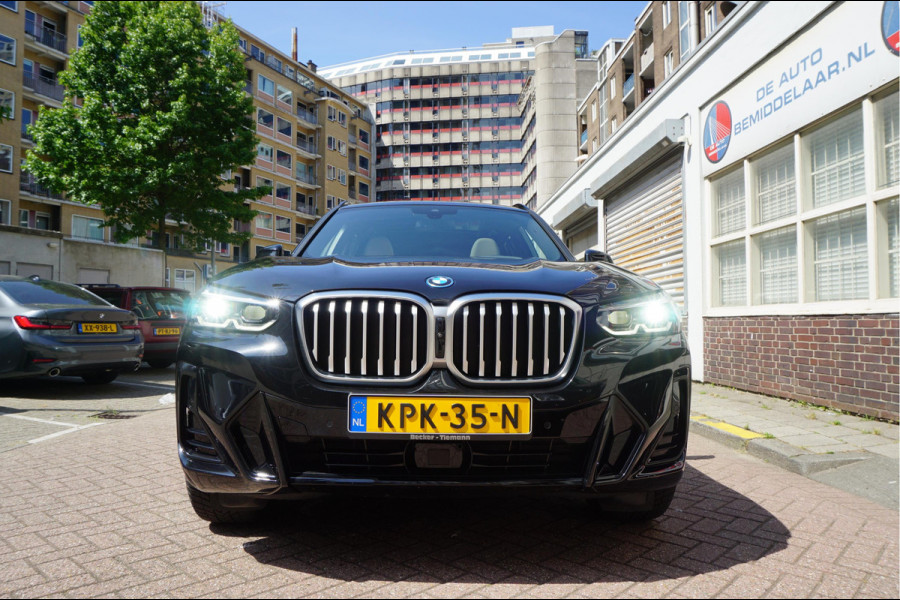 BMW X3 xDrive30e High Executive M-SPORT | Trekhaak | Panoramadak | Adaptive + Lane | BTW auto | Apple Carplay |