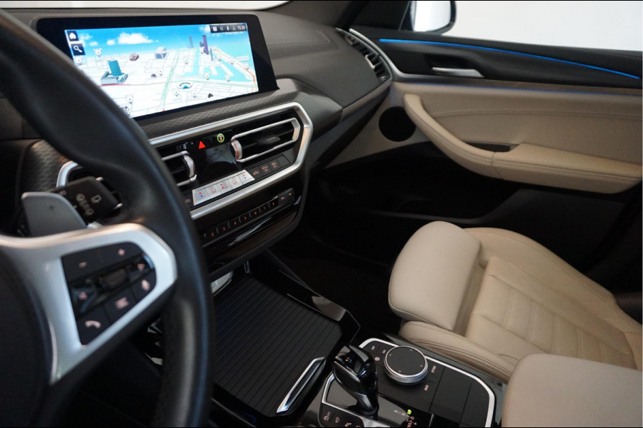 BMW X3 xDrive30e High Executive M-SPORT | Trekhaak | Panoramadak | Adaptive + Lane | BTW auto | Apple Carplay |