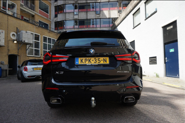 BMW X3 xDrive30e High Executive M-SPORT | Trekhaak | Panoramadak | Adaptive + Lane | BTW auto | Apple Carplay |