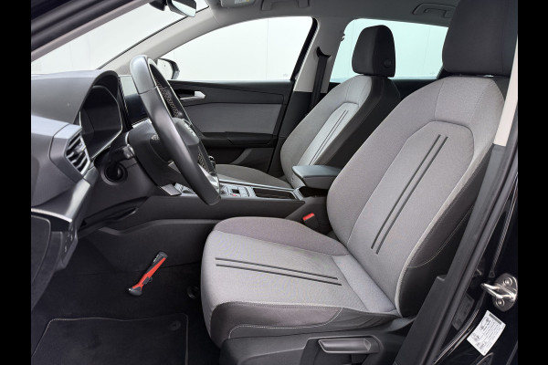 Seat Leon Sportstourer 1.5T 131PK Adap.Cruise Trekhaak Camera Navi Apple Carplay Android Pdc 3-Zone Ecc Style Business Intense Lmv Led Bluetooth Keyless Isofix 1.400KG Trekgewicht Rijstrooksensor 1e Eigenaar Dealeronderhouden Origineel Nederlandse Auto