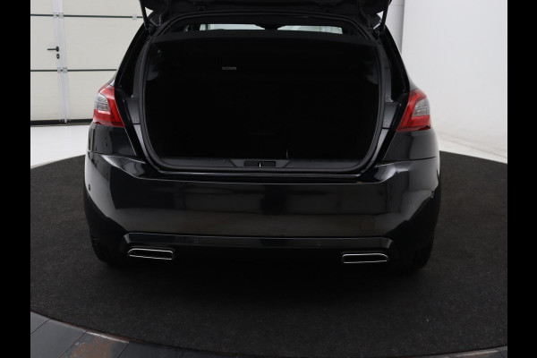 Peugeot 308 1.2 PureTech Blue Lease GT Panoramadak | 360 camera | Adaptive cruise | Carplay | Navigatie | DAB+ | Dodehoek herkenning | Sfeerverlichting | Climate control | Stoelverwarming