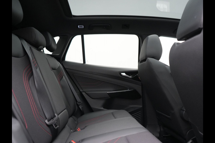 Volkswagen ID.4 GTX 4Motion 77 kWh 300pk Dealer O.H. | Trekhaak Af Fabriek | Panodak | Adaptive Cruise | IQ Light | Sportstoelen Verwarmd | Sfeerverlichting | Apple Carplay | Navigatie | DAB | 21".M | Virtual Cockpit |