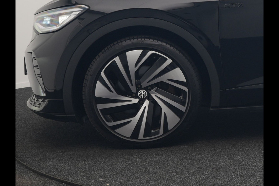 Volkswagen ID.4 GTX 4Motion 77 kWh 300pk Dealer O.H. | Trekhaak Af Fabriek | Panodak | Adaptive Cruise | IQ Light | Sportstoelen Verwarmd | Sfeerverlichting | Apple Carplay | Navigatie | DAB | 21".M | Virtual Cockpit |