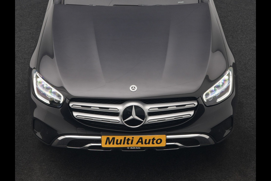 Mercedes-Benz GLC 300e 4MATIC Business Solution AMG PHEV 313pk Dealer O.H. | Panodak | Head Up | Camera | Alcantara Sportstoelen Verwarmd | Sfeerverlichting | Keyless | Blis | Apple Carplay | Cruise Control | Navigatie | DAB | Plug In Hybrid |