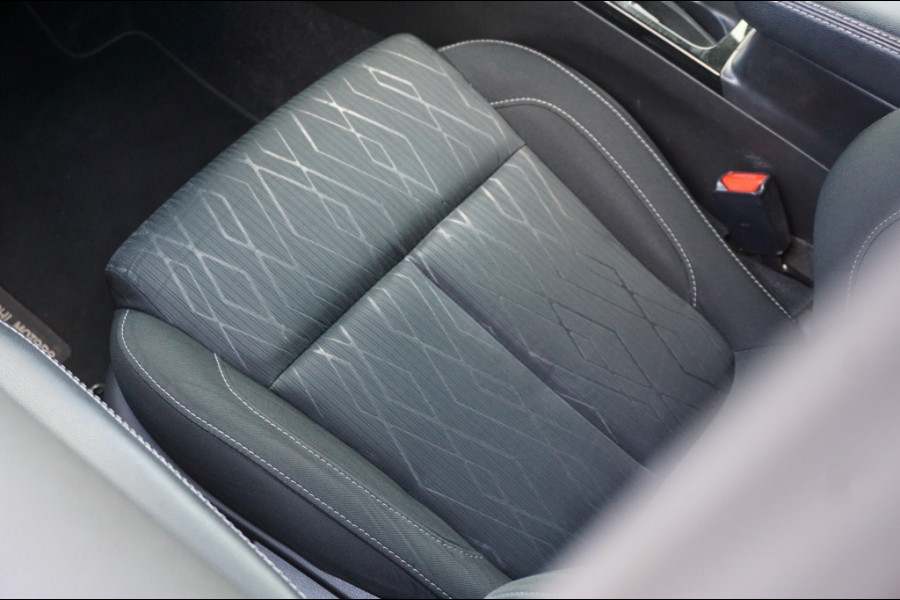 Mitsubishi Eclipse Cross 163PK First Edition AUTOM. | TREKHAAK | CAMERA | WINTERPACK