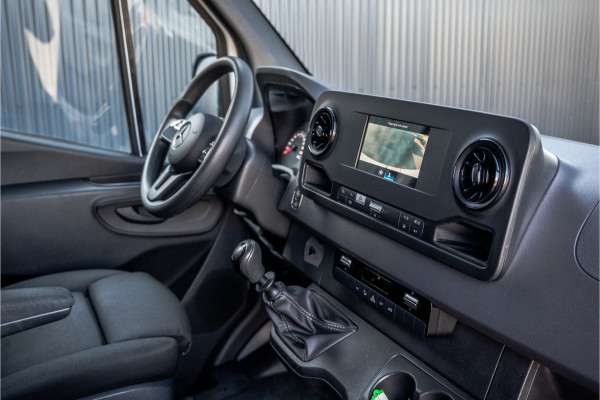Mercedes-Benz Sprinter 311 CDI RWD L2H2 | Volledig Ingericht | Mbux | Camera | Climatronic