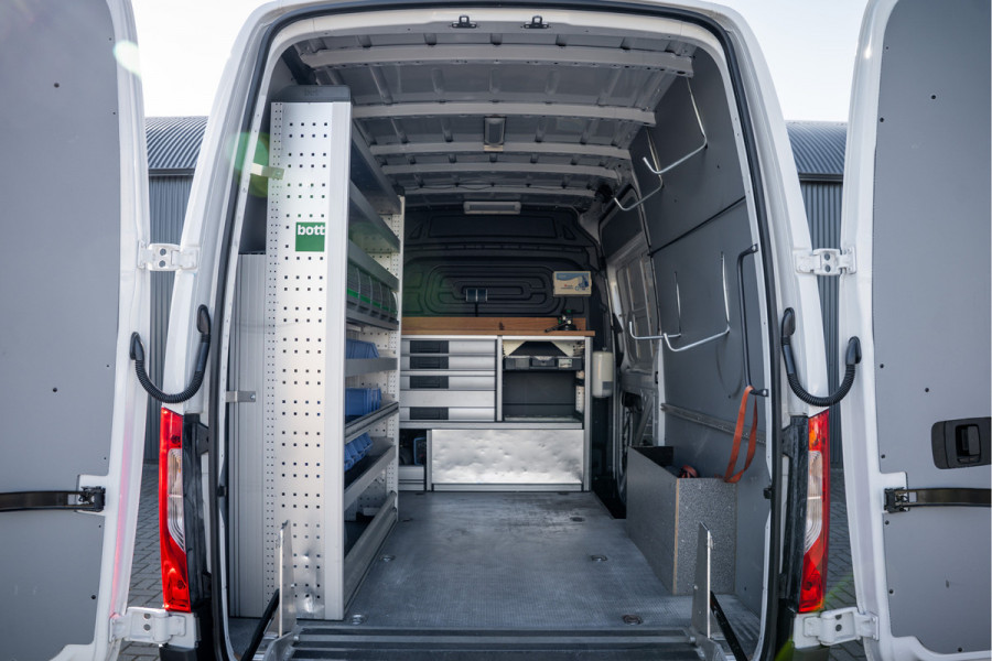 Mercedes-Benz Sprinter 311 CDI RWD L2H2 | Volledig Ingericht | Mbux | Camera | Climatronic