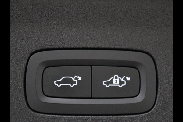 Polestar 2 Standard Range Single Motor 63kWh | SOH 89.9% | Warmtepomp | Panoramadak | Trekhaak | SOH 89.9% | Warmtepomp | Panoramadak | Trekhaak | 360 camera | Harman/Kardon | Memory | Full LED | Plus Pack