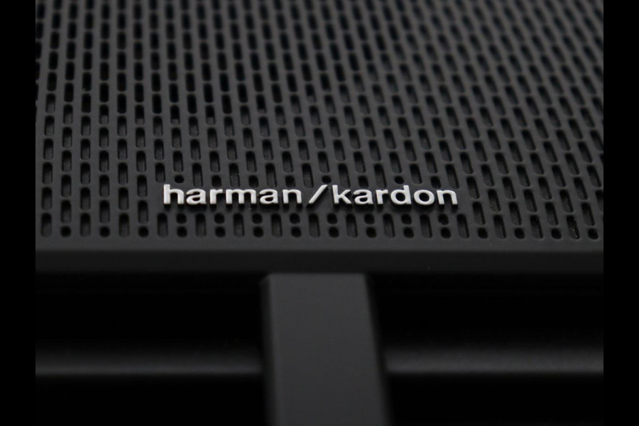 Polestar 2 Standard Range Single Motor 63kWh | SOH 89.9% | Warmtepomp | Panoramadak | Trekhaak | SOH 89.9% | Warmtepomp | Panoramadak | Trekhaak | 360 camera | Harman/Kardon | Memory | Full LED | Plus Pack