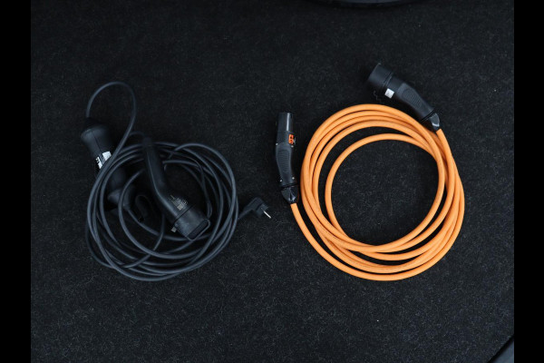 Polestar 2 Standard Range Single Motor 63kWh | SOH 89.9% | Warmtepomp | Panoramadak | Trekhaak | SOH 89.9% | Warmtepomp | Panoramadak | Trekhaak | 360 camera | Harman/Kardon | Memory | Full LED | Plus Pack
