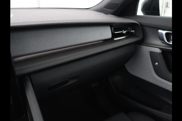 Polestar 2 Standard Range Single Motor 63kWh | SOH 89.9% | Warmtepomp | Panoramadak | Trekhaak | SOH 89.9% | Warmtepomp | Panoramadak | Trekhaak | 360 camera | Harman/Kardon | Memory | Full LED | Plus Pack