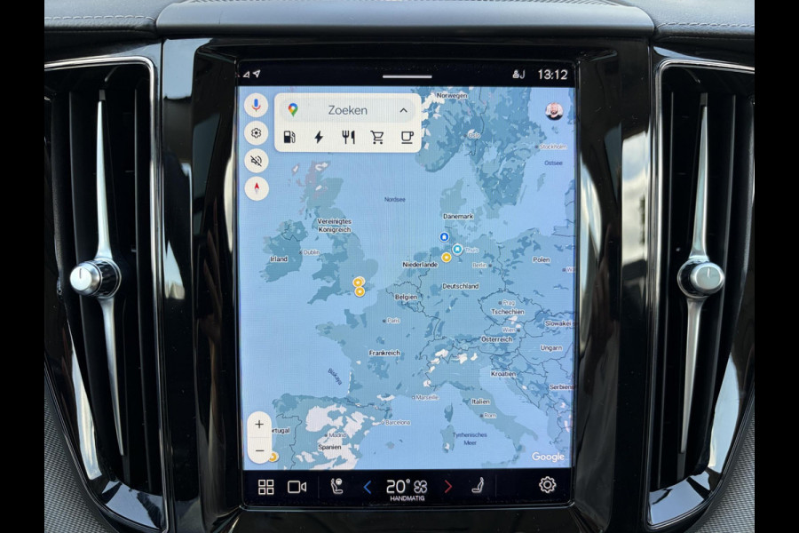 Volvo XC60 2.0 T8 Plug-in hybrid AWD Ultra Dark T8 12 MND. BOVAG GARANTIE | HEAD UP | PANORAMA DAK | ACHTERUITRIJ CAMERA | BOWERS & WILKINS | MEM. SEATS | STOEL+STUUR VERWARMING |