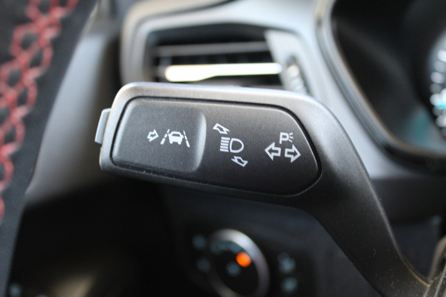 Ford Focus 1.0 EcoBoost ST Line | Trekhaak | Winterpack | Adaptieve cruise