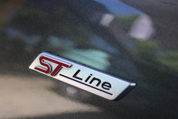 Ford Focus 1.0 EcoBoost ST Line | Trekhaak | Winterpack | Adaptieve cruise