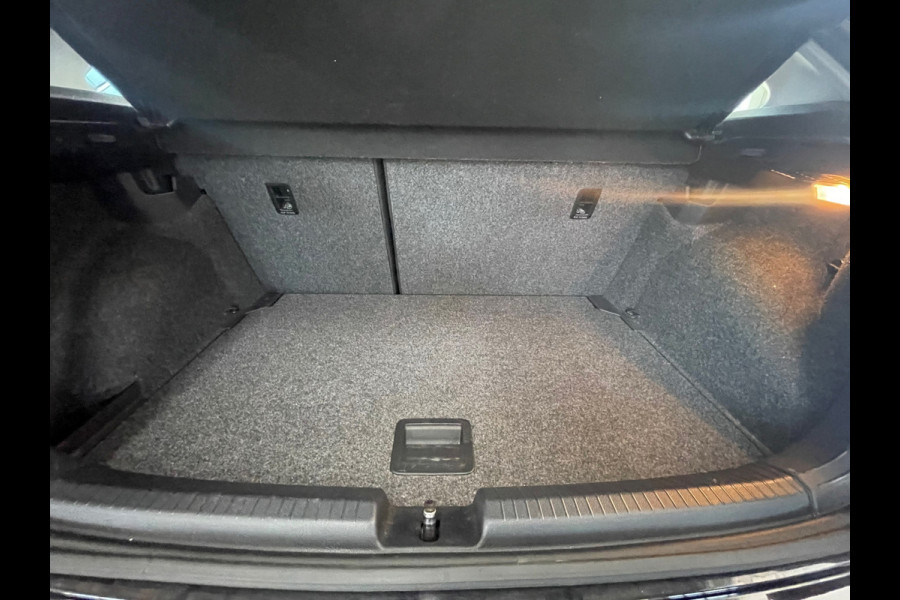 Volkswagen Polo 1.0 TSI Comfortline | PDC | NAVI| ACC|