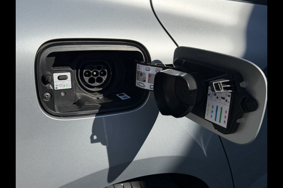 Renault Mégane Estate 1.6 E-Tech Plug-In Hybrid 160 Business Zen | Carplay/Android | PDC voor en achter | Climate | Cruise control | Lane assis