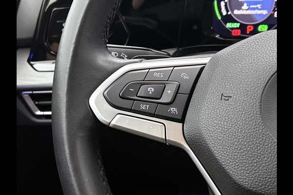 Volkswagen Golf 1.4 eHybrid Style (Goed ondH, Digitale Dash, StoelV, Stoel massage, SfeerV, Navi, Carplay, Parkeersensoren, ETc)