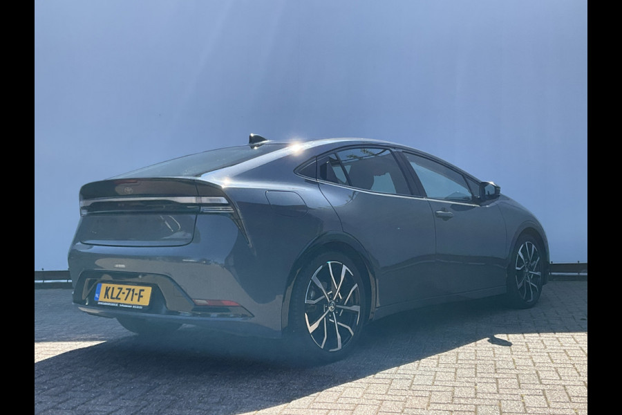 Toyota Prius 2.0 Plug-in Executive Carplay Pano.dak Stoel/Stuurverw. PHEV