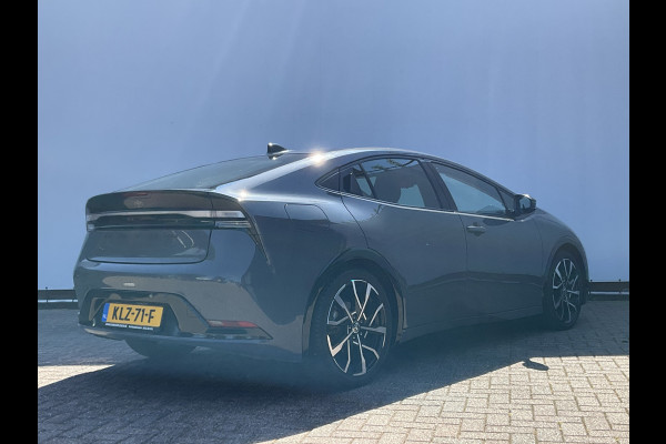 Toyota Prius 2.0 Plug-in Executive Carplay Pano.dak Stoel/Stuurverw. PHEV