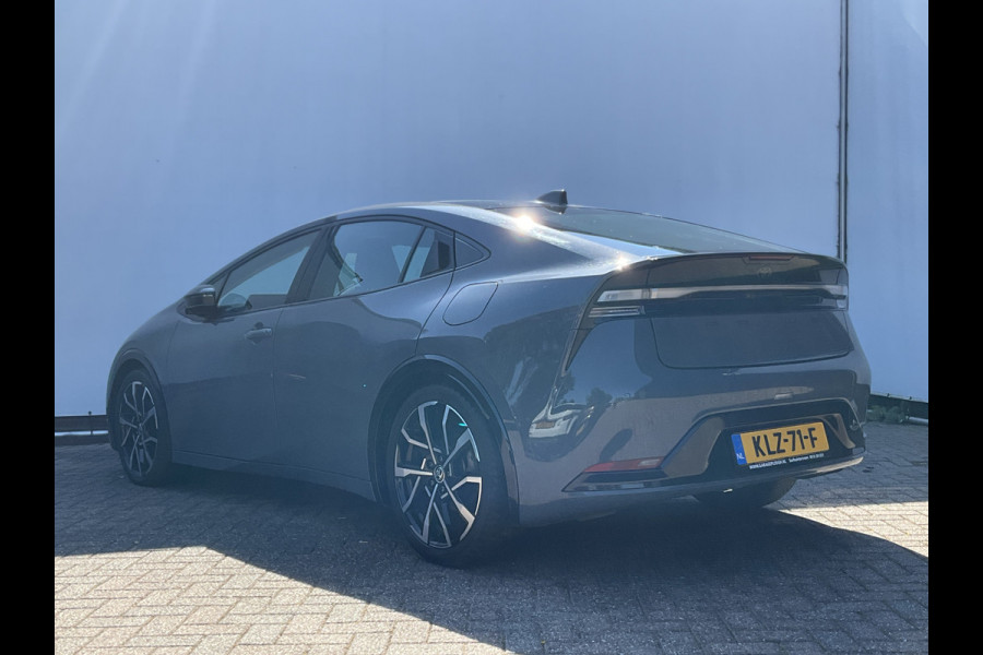 Toyota Prius 2.0 Plug-in Executive Carplay Pano.dak Stoel/Stuurverw. PHEV