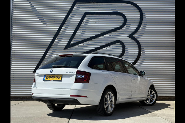 Škoda Octavia Combi 1.4 TSI Greentech Style Business 1e Eigenaar|Trekhaak|Cruise|Carplay|Stoelverw|PDC V+A|Navi|Clima|APK tot 03-2027