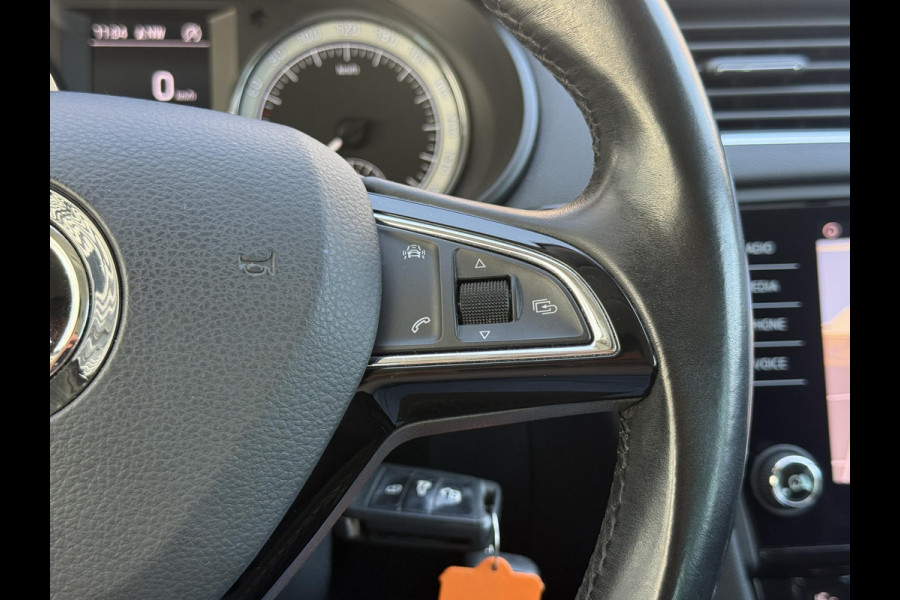 Škoda Octavia Combi 1.4 TSI Greentech Style Business 1e Eigenaar|Trekhaak|Cruise|Carplay|Stoelverw|PDC V+A|Navi|Clima|APK tot 03-2027