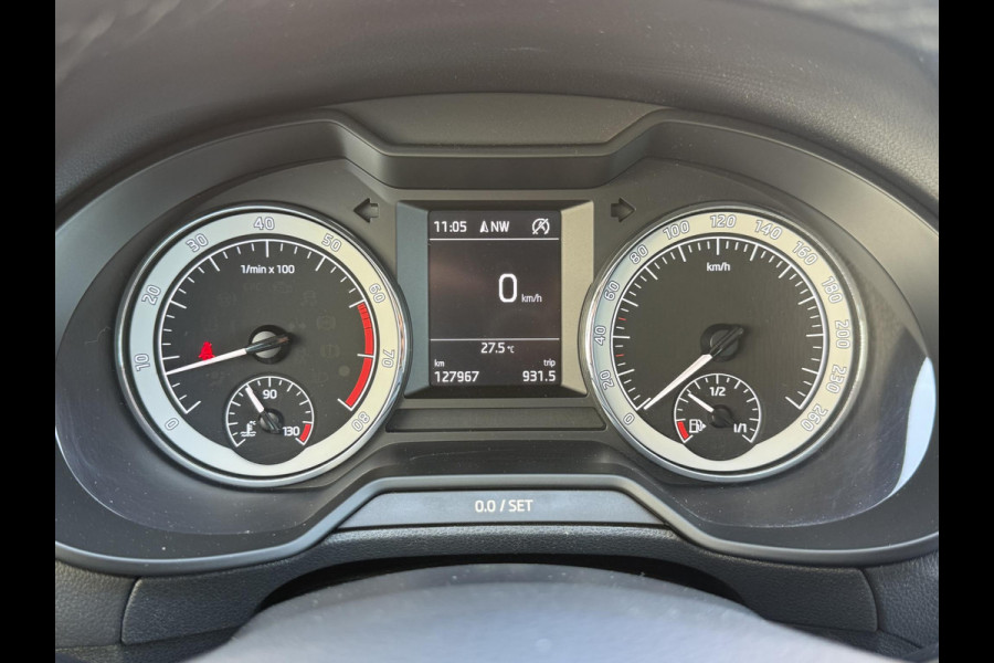 Škoda Octavia Combi 1.4 TSI Greentech Style Business 1e Eigenaar|Trekhaak|Cruise|Carplay|Stoelverw|PDC V+A|Navi|Clima|APK tot 03-2027