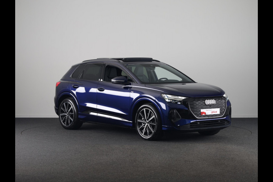 Audi Q4 e-tron 45 S edition Competition 82 kWh 286 pk | Panoramadak | Achteruitrijcamera | Apple Carplay |