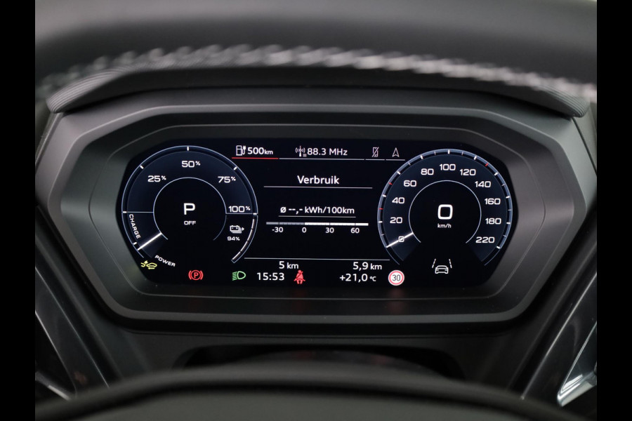 Audi Q4 e-tron 45 S edition Competition 82 kWh 286 pk | Panoramadak | Achteruitrijcamera | Apple Carplay |
