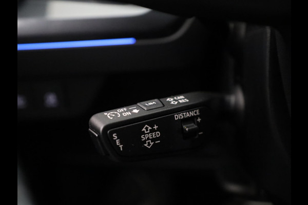 Audi Q4 e-tron 45 S edition Competition 82 kWh 286 pk | Panoramadak | Achteruitrijcamera | Apple Carplay |