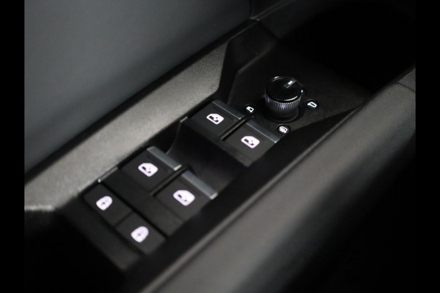 Audi Q4 e-tron 45 S edition Competition 82 kWh 286 pk | Panoramadak | Achteruitrijcamera | Apple Carplay |