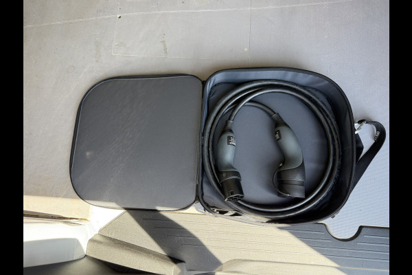 Mercedes-Benz eCitan 112 51kWh L2 284 WLTP 98% (SOH) Camera MBUX Trekhaak 75kW Snelladen Apple Carplay Cruise Control