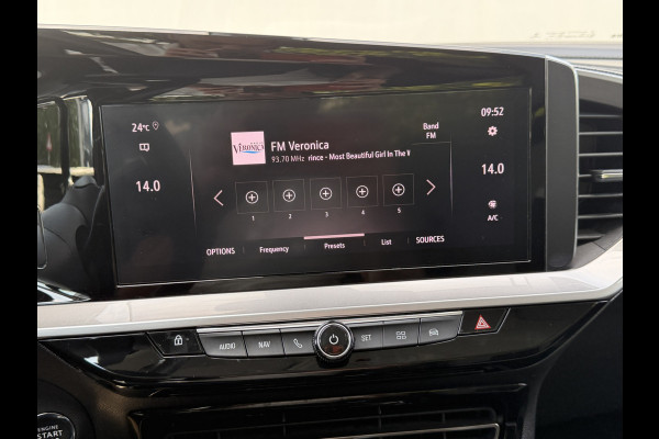 Opel Mokka BWJ 2021 | 1.2T 131PK Elegance AUTOMAAT | CLIMA | STOELVERW | DIGI DASH | CAMERA A | CARPLAY | NAVI | PDC 2X | CRUISE |