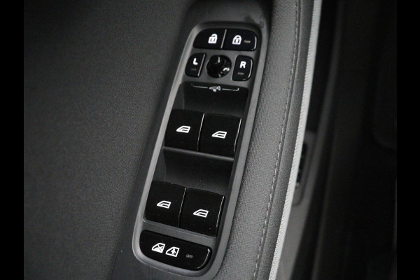 Polestar 2 Long Range Single Motor 78 kWh | SOH 92.0% | Trekhaak | Plus Pack | Panoramadak | | SOH 92.0% | Trekhaak | Plus Pack | Panoramadak | Harman/Kardon | Stuur/stoel verwarming | 20'' | Camera