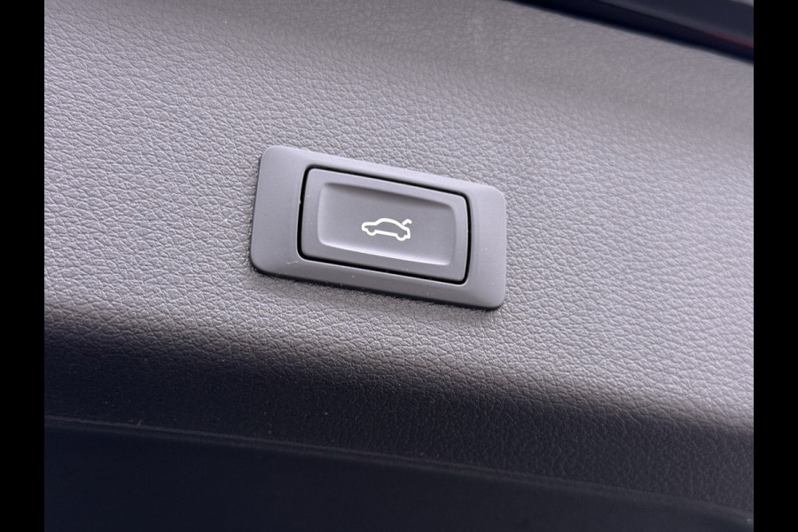 Audi e-tron 55 408PK Quattro Advanced Edition Plus 95kWh SOH 92% Panoramadak Adap.Cruise Camera Leder+Verwarmd Navi Apple Carplay Android Au Elek.Achterklep Privacy Glas Lmv 20" Led Pdc Elek.Stoelen+Memory DAB Origineel Nederlandse Auto