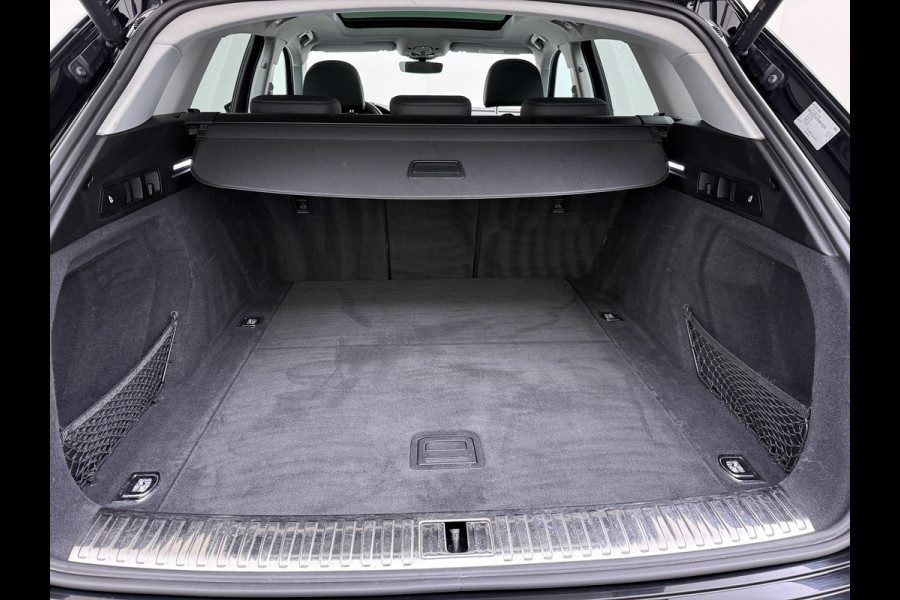 Audi e-tron 55 408PK Quattro Advanced Edition Plus 95kWh SOH 92% Panoramadak Adap.Cruise Camera Leder+Verwarmd Navi Apple Carplay Android Au Elek.Achterklep Privacy Glas Lmv 20" Led Pdc Elek.Stoelen+Memory DAB Origineel Nederlandse Auto