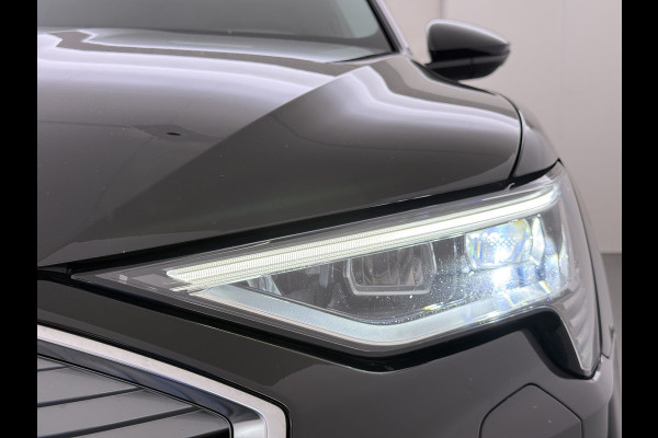 Audi e-tron 55 408PK Quattro Advanced Edition Plus 95kWh SOH 92% Panoramadak Adap.Cruise Camera Leder+Verwarmd Navi Apple Carplay Android Au Elek.Achterklep Privacy Glas Lmv 20" Led Pdc Elek.Stoelen+Memory DAB Origineel Nederlandse Auto