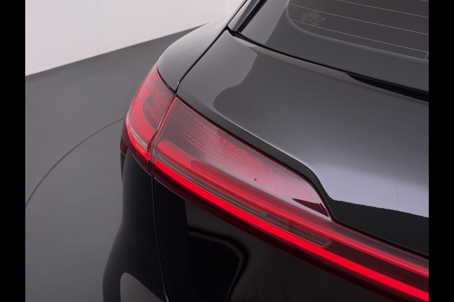 Audi e-tron 55 408PK Quattro Advanced Edition Plus 95kWh SOH 92% Panoramadak Adap.Cruise Camera Leder+Verwarmd Navi Apple Carplay Android Au Elek.Achterklep Privacy Glas Lmv 20" Led Pdc Elek.Stoelen+Memory DAB Origineel Nederlandse Auto
