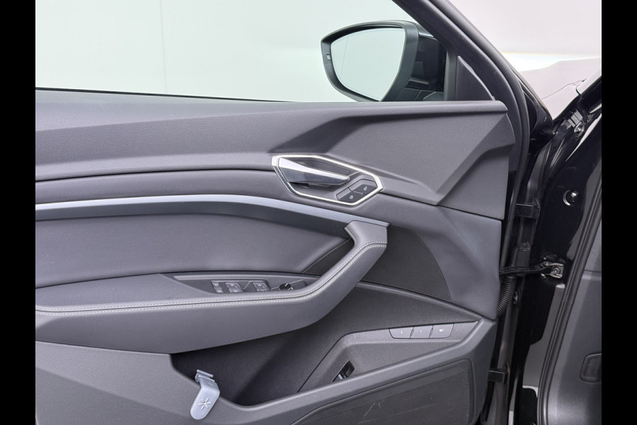 Audi e-tron 55 408PK Quattro Advanced Edition Plus 95kWh SOH 92% Panoramadak Adap.Cruise Camera Leder+Verwarmd Navi Apple Carplay Android Au Elek.Achterklep Privacy Glas Lmv 20" Led Pdc Elek.Stoelen+Memory DAB Origineel Nederlandse Auto