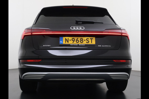 Audi e-tron 55 408PK Quattro Advanced Edition Plus 95kWh SOH 92% Panoramadak Adap.Cruise Camera Leder+Verwarmd Navi Apple Carplay Android Au Elek.Achterklep Privacy Glas Lmv 20" Led Pdc Elek.Stoelen+Memory DAB Origineel Nederlandse Auto