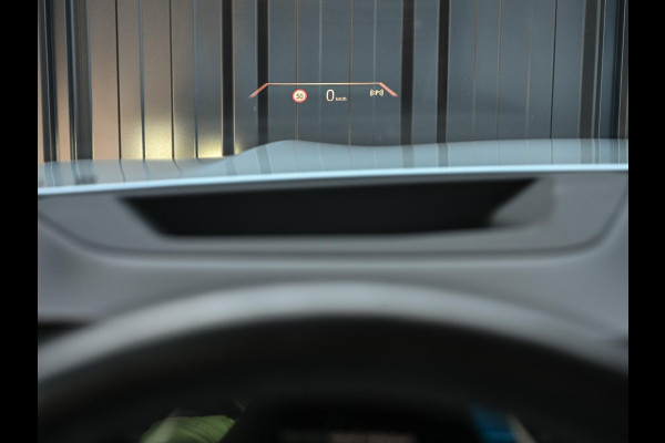 BMW X5 xDrive50e | M-Sport Pro | Panoramadak | 360 Camera | Active Cruise | Harman/Kardon | Iconic Glow | Ambiance Interieur | Stoel Ventilatie | Memory Seats | Luchtvering |