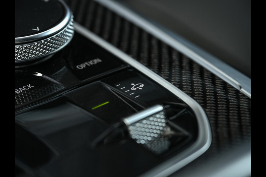 BMW X5 xDrive50e | M-Sport Pro | Panoramadak | 360 Camera | Active Cruise | Harman/Kardon | Iconic Glow | Ambiance Interieur | Stoel Ventilatie | Memory Seats | Luchtvering |
